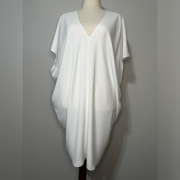 Hatch V Neck Tunic Dress White O/S - Picture 1 of 8
